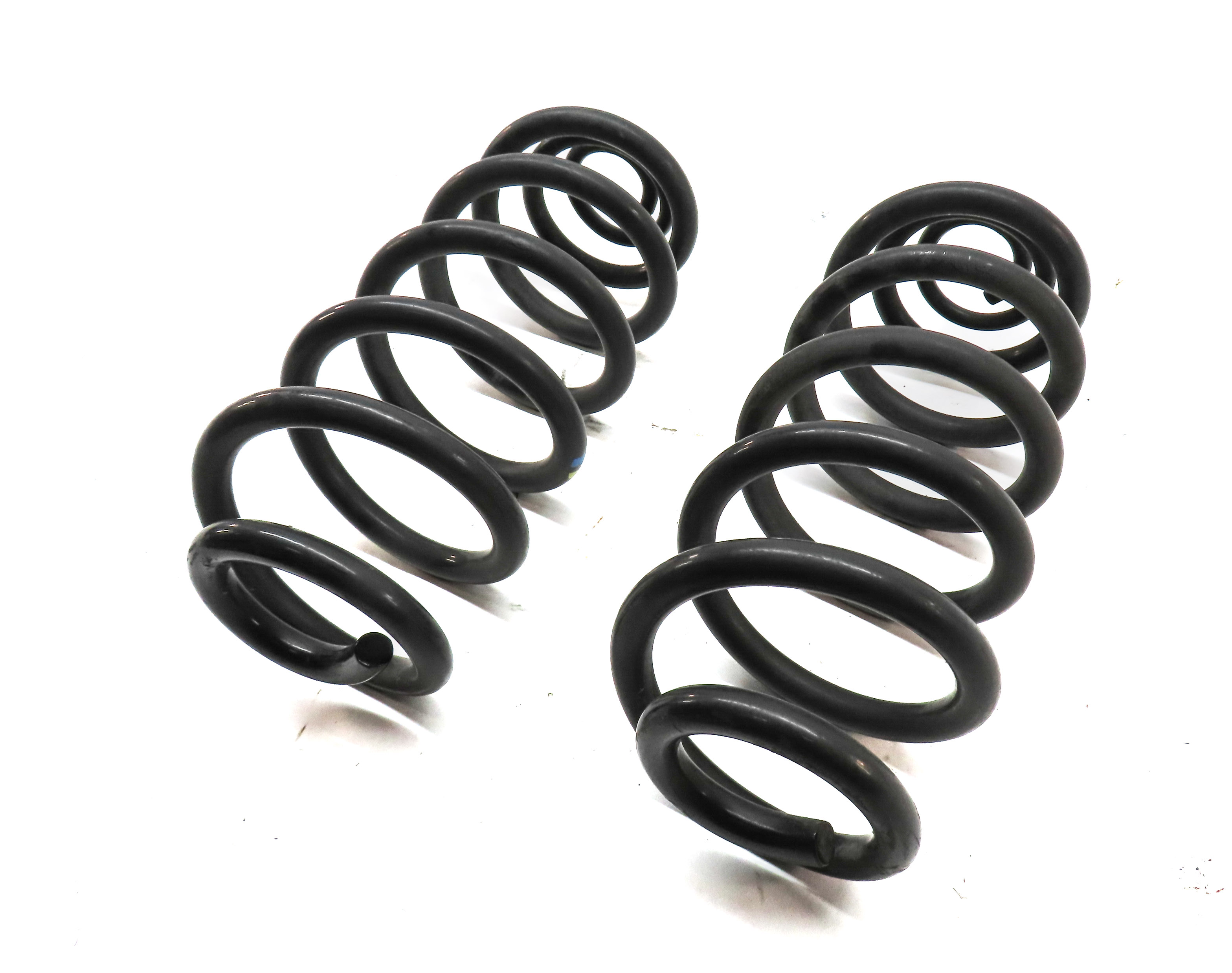 2007-2013 BMW X5 (E70) LEFT & RIGHT REAR STANDARD SUSPENSION COIL SPRING SET 2 — exact item pictured